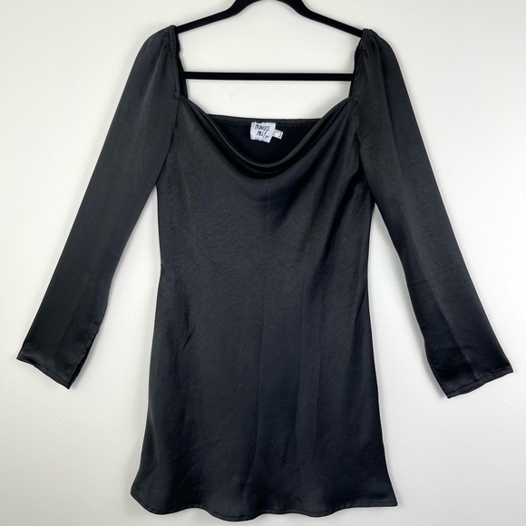 Princess Polly Star Power Mini Dress, Size 8, Black, Long Sleeves, Satin LBD - Picture 3 of 14